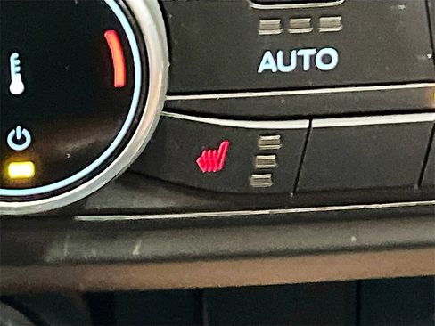 Used 2022 Ford Maverick Lariat w/ Lariat Luxury Package image 20