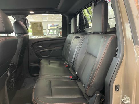 Used 2023 Nissan Titan PRO-4X w/ Pro-4x Convenience Package AWD/4WD image 34