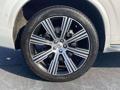 Used 2023 Volvo XC90 B6 Ultimate w/ Protection Package Premier AWD/4WD image 10