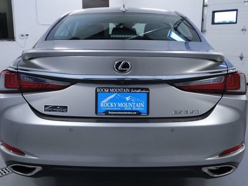 Used 2019 Lexus ES 350 w/ Premium Package image 6