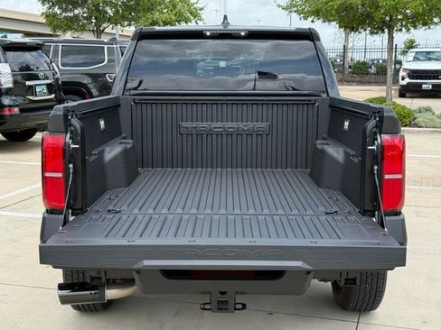 Used 2026 Toyota Tacoma SR AWD/4WD image 29