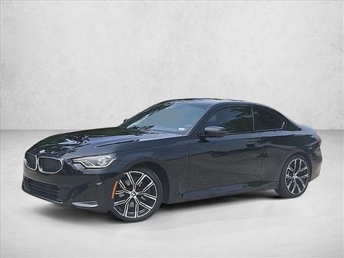 Used 2024 BMW 230i Coupe w/ Premium Package RWD image 1