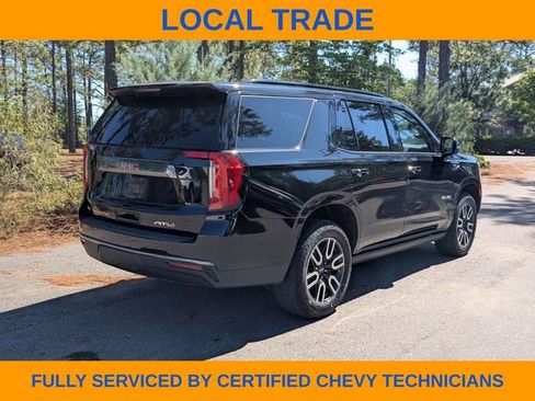 Used 2023 GMC Yukon AT4 w/ Technology Package AWD/4WD image 4