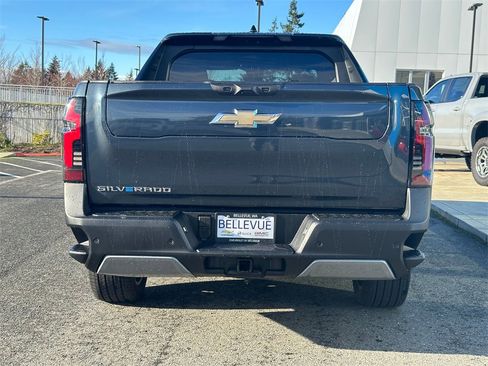 Used 2026 Chevrolet Silverado EV LT image 4