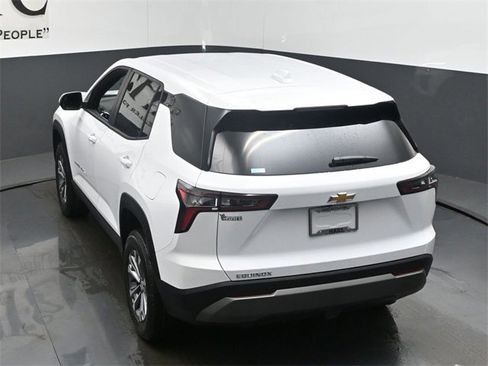 New 2026 Chevrolet Equinox LT w/ Safety and Technology Package image 19
