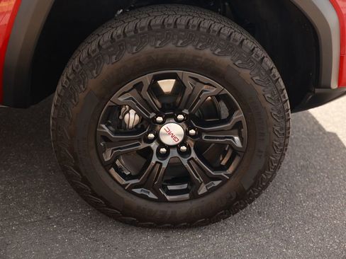 Used 2023 GMC Canyon Elevation RWD image 8