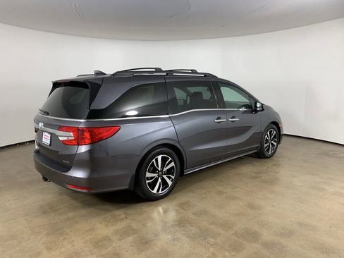 Used 2019 Honda Odyssey Elite image 8