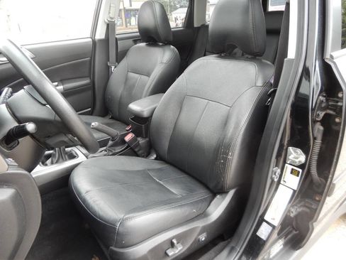 Used 2011 Subaru Forester 2.5X Premium w/ All-Weather Pkg image 28