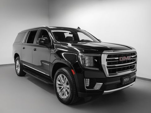 Used 2023 GMC Yukon XL SLT image 13