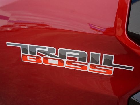 New 2026 Chevrolet Colorado Trail Boss AWD/4WD image 25