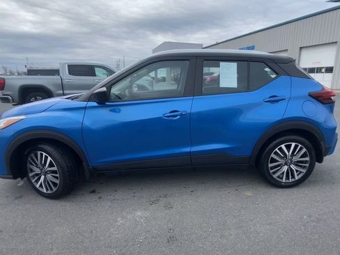 Used 2023 Nissan Kicks SV FWD image 5