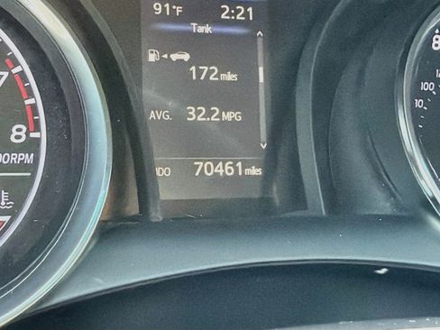 Used 2020 Toyota Camry SE FWD image 8