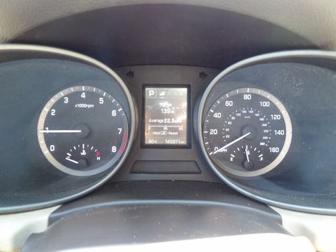 Used 2017 Hyundai Santa Fe Sport AWD/4WD image 14