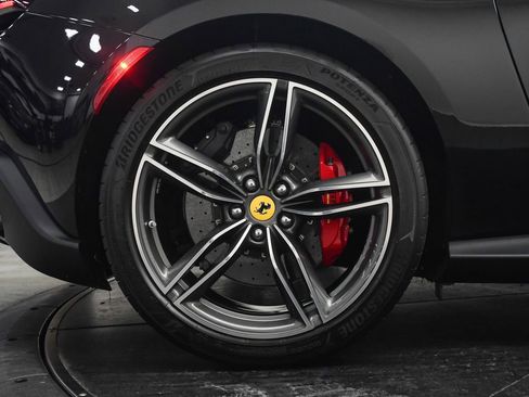 Used 2023 Ferrari Roma Nero Daytona image 37