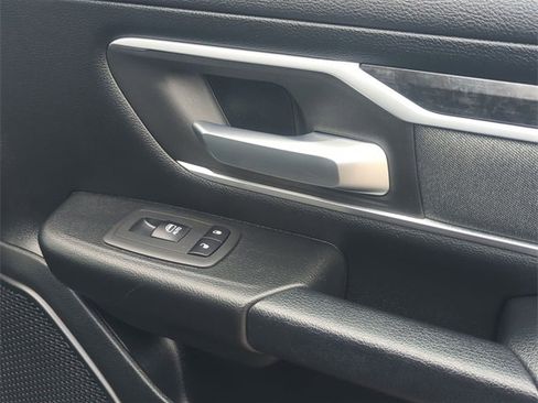 Used 2021 RAM 1500 Big Horn image 28