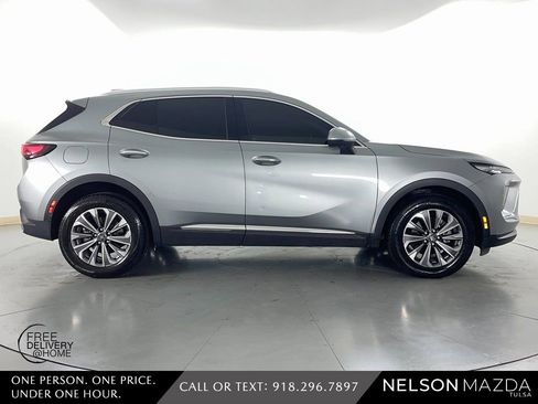Used 2024 Buick Envision Preferred image 5