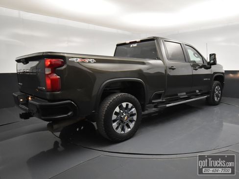 Used 2023 Chevrolet Silverado 2500 Custom w/ Custom Value Package image 47