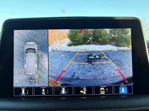 Used 2021 GMC Yukon AT4 w/ Rear Media and Nav Package image 42