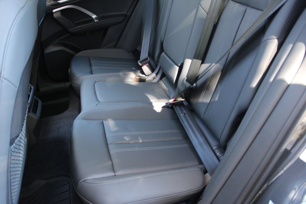 Certified 2025 Audi Q5 Premium w/ Premium Plus AWD/4WD image 26