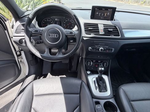 Used 2018 Audi Q3 2.0T Premium w/ Convenience Package FWD image 10