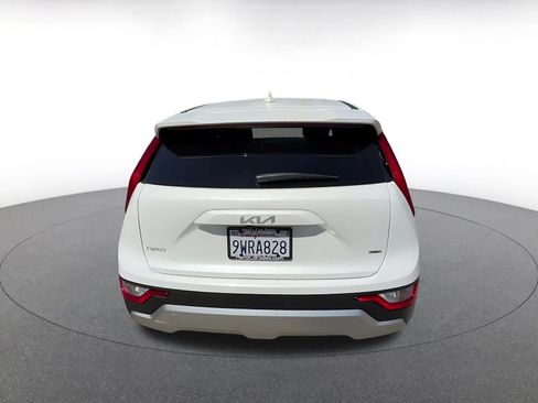 Used 2026 Kia Niro LX FWD image 12