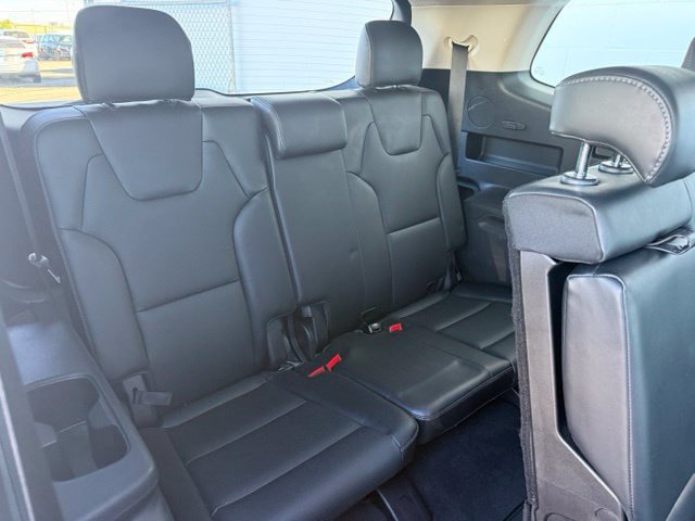 Used 2024 Kia Telluride LX FWD image 11