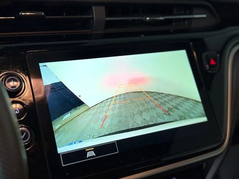 Used 2023 Chevrolet Bolt EUV LT FWD image 15