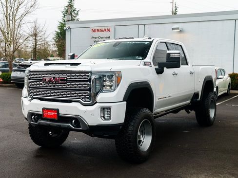 Used 2021 GMC Sierra 2500 Denali w/ Denali Ultimate Package image 3