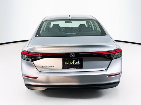Used 2024 Honda Accord LX image 7