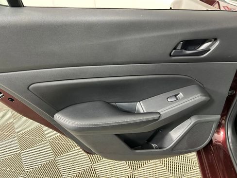 Used 2024 Nissan Altima 2.5 SV image 16