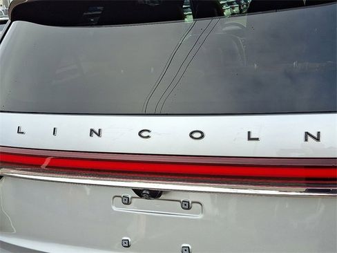 Used 2023 Lincoln Aviator Black Label w/ Dynamic Handling Package image 31