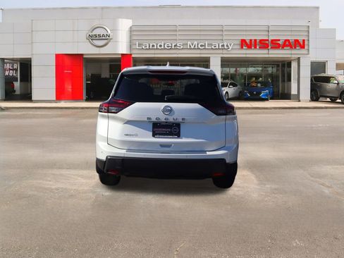 New 2026 Nissan Rogue SV w/ Cold Weather Package image 4