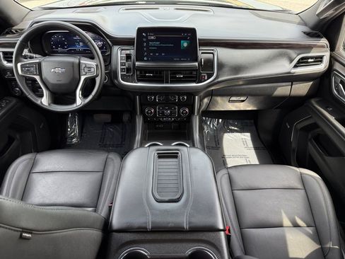 Used 2023 Chevrolet Suburban Z71 w/ Off-Road Capability Package AWD/4WD image 12