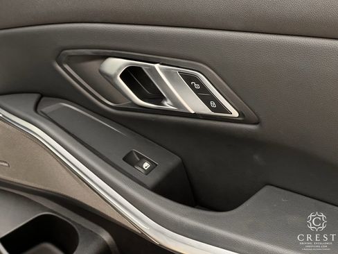 Used 2023 BMW 330e xDrive w/ M Sport Package image 29