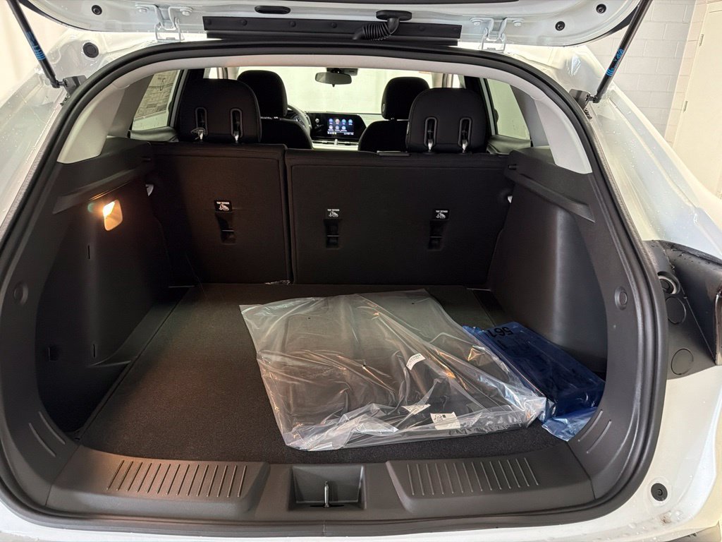 New 2026 Chevrolet Trax LS FWD image 28