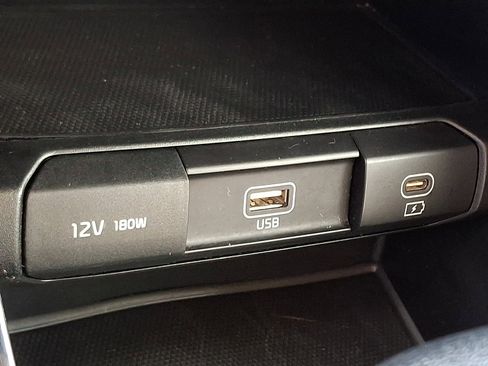 Certified 2023 Kia Telluride LX image 25