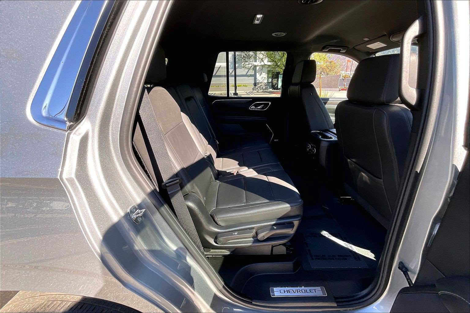 Used 2024 Chevrolet Tahoe LT RWD image 19