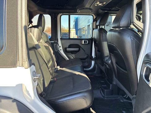 Used 2020 Jeep Wrangler Unlimited Sport image 26