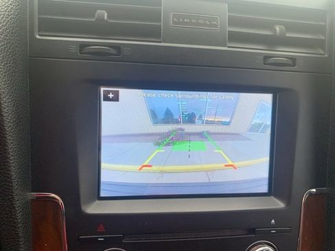 Used 2016 Lincoln Navigator L Select image 19