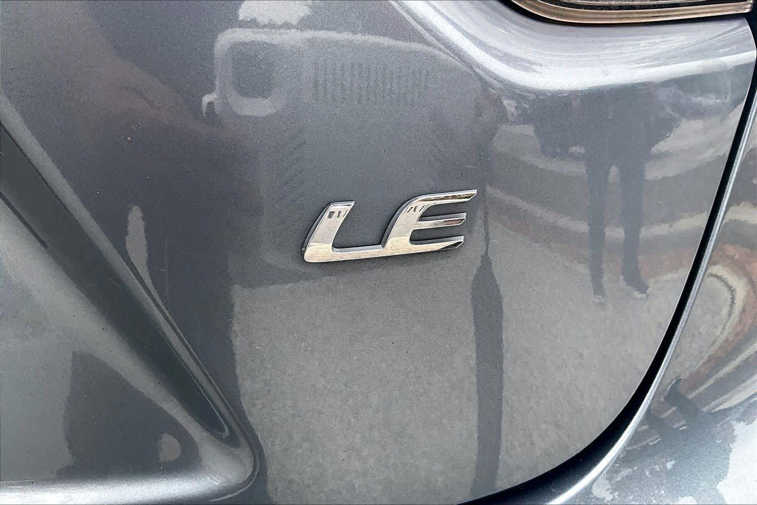 Used 2022 Toyota Corolla LE FWD image 10