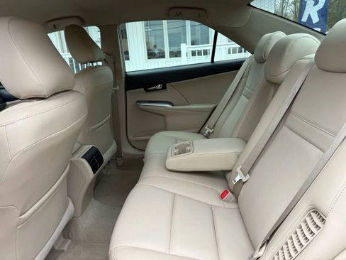 Used 2014 Toyota Camry XLE image 31