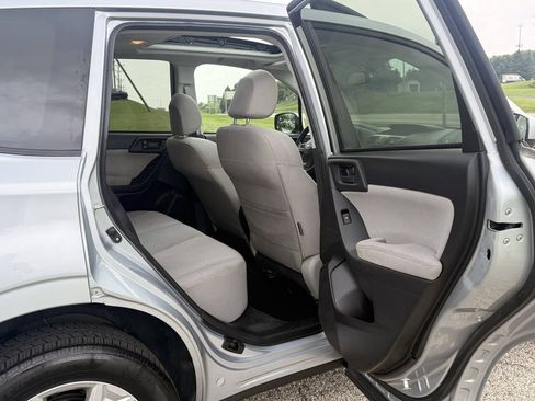 Used 2014 Subaru Forester 2.5i Premium w/ Popular Package #1 AWD/4WD image 21