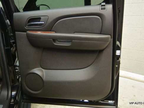 Used 2007 Chevrolet Avalanche LT w/ LT Preferred Equipment Group image 11