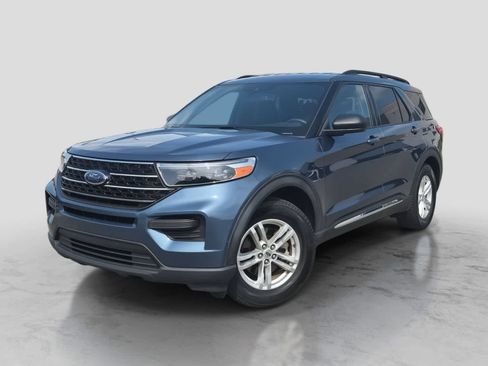 Used 2020 Ford Explorer XLT RWD image 1