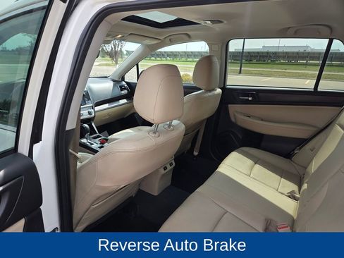 Used 2017 Subaru Outback 2.5i Limited AWD/4WD image 38
