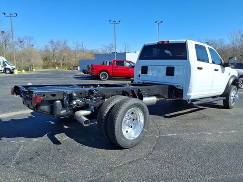 New 2026 RAM 5500 Tradesman w/ Chrome Appearance Group image 7