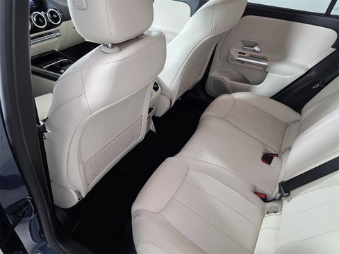 Used 2023 Mercedes-Benz GLA 250 image 14