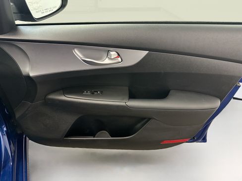 Used 2024 Kia Forte LXS FWD image 32