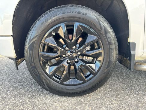 Used 2022 Chevrolet Silverado 1500 Custom RWD image 29