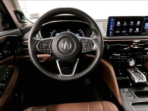 Used 2025 Acura MDX FWD w/ Technology Package image 6